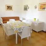 Apartamento In 36388